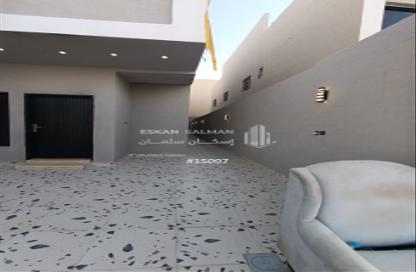 شقة - 7 غرف نوم - 4 حمامات للبيع في بدر - الرياض - الرياض