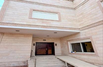 Villa - 4 Bedrooms - 5 Bathrooms for sale in Al Basatin - Jeddah - Makkah Al Mukarramah