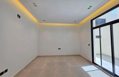 Full Floor - 5 Bedrooms - 1 Bathroom for sale in Qurtubah - Riyadh - Ar Riyadh