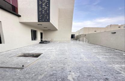 Villa - 7 Bedrooms - 6 Bathrooms for sale in العزيزية - Al Jubail - Eastern