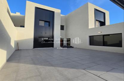 Villa - 7 Bedrooms - 6 Bathrooms for sale in Al Amwaj - Al Khubar - Eastern