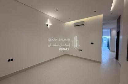 Apartment - 4 - 4 for sale in نوارة - Al Muzahimiyah - Ar Riyadh
