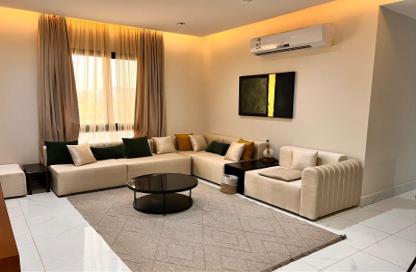 Apartment - 3 Bedrooms - 2 Bathrooms for rent in Al Hamra - Al Khubar - Eastern