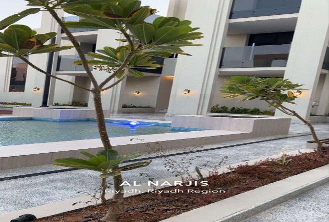 258158 - Property Image 3