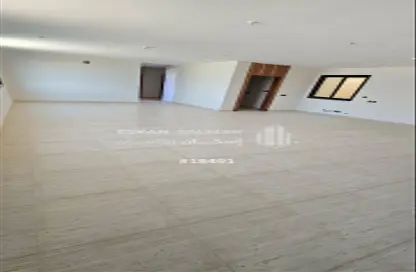 Apartment - 4 Bedrooms - 4 Bathrooms for sale in Al Janadriyah - Riyadh - Ar Riyadh