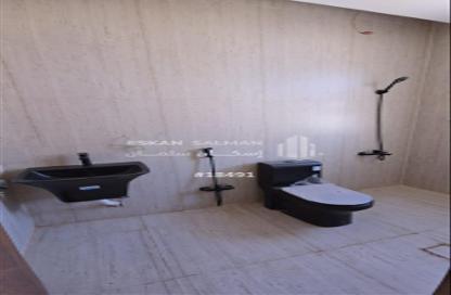 Apartment - 4 Bedrooms - 4 Bathrooms for sale in Al Janadriyah - Riyadh - Ar Riyadh