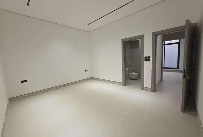 52143098 - Property Image 2
