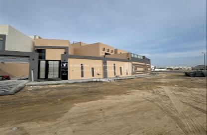 Villa - 7+ Bedrooms - 7 Bathrooms for sale in Al Amwaj - Al Khubar - Eastern