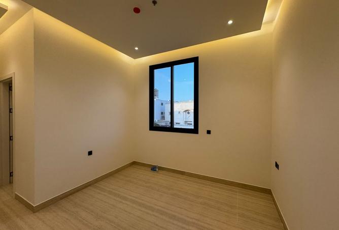 52053845 - Property Main Image