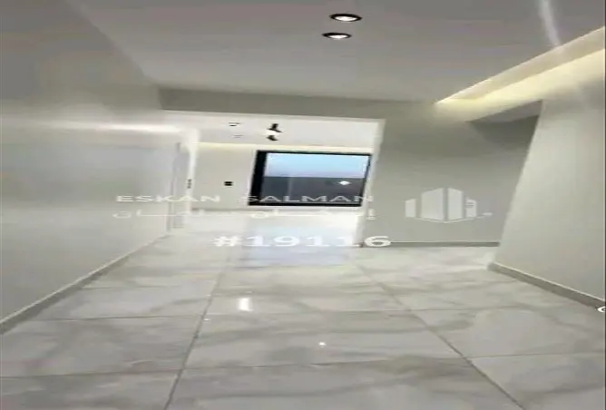 51004260 - Property Image 3