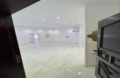 Apartment - 3 Bedrooms - 2 Bathrooms for rent in Al Khalidiyah - Jeddah - Makkah Al Mukarramah