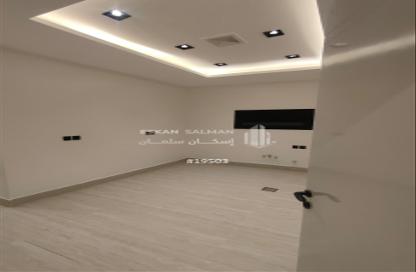 شقة - 2 غرف نوم - 3 حمامات للبيع في الجنادرية - الرياض - الرياض