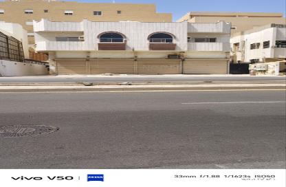 Whole Building - 7+ Bedrooms - 2 Bathrooms for rent in Az Zahra - Jeddah - Makkah Al Mukarramah