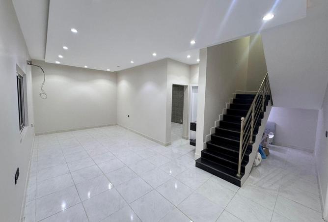 51493275 - Property Image 2