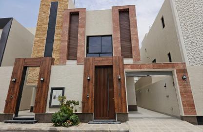 Full Floor - 5 Bedrooms - 4 Bathrooms for sale in Ar Rimal - Riyadh - Ar Riyadh