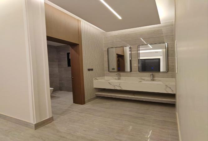 51703838 - Property Image 2