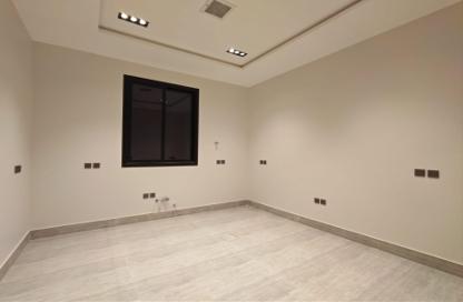 Full Floor - 5 Bedrooms - 3 Bathrooms for sale in Ar Rimal - Riyadh - Ar Riyadh Full Floor - 5 Bedrooms - 3 Bathrooms for sale in Ar Rimal - Riyadh - Ar Riyadh