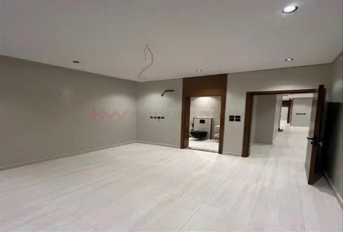 259373 - Property Image 3