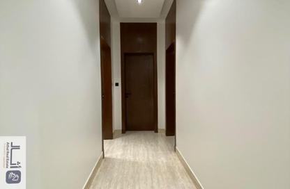 Apartment - 4 - 3 for sale in Al Munisiyah - Riyadh - Ar Riyadh