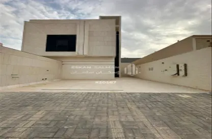 Apartment - 4 Bedrooms - 3 Bathrooms for sale in Al Janadriyah - Riyadh - Ar Riyadh