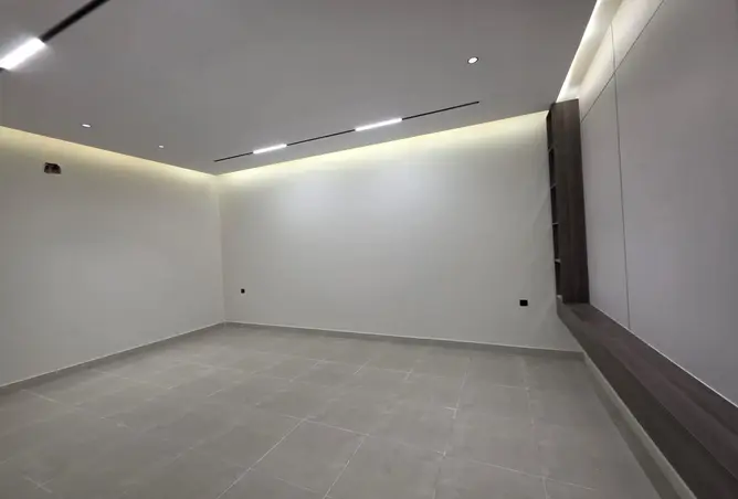 51698875 - صورة العقار 3