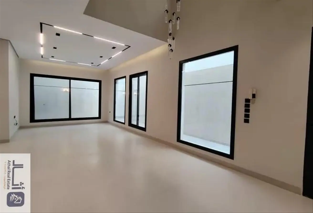 52279748 - Property Main Image