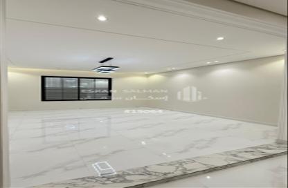 Apartment - 6 Bedrooms - 4 Bathrooms for sale in Hidn Qulus - Khamis Mushayt - Asir