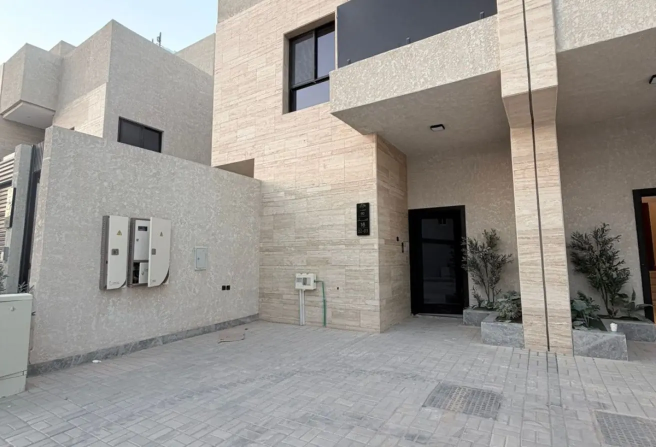 52377580 - Property Main Image