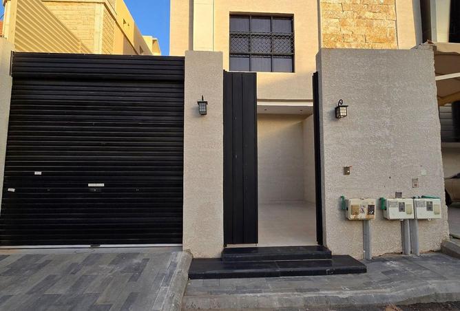 51755198 - Property Main Image