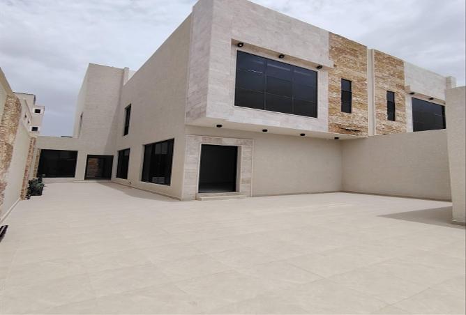 51382595 - Property Image 2