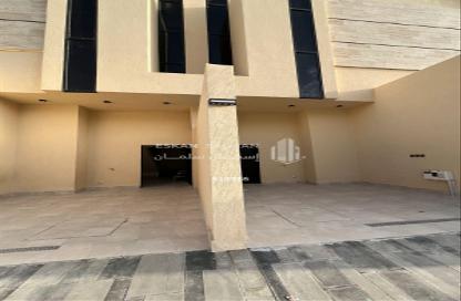 Apartment - 5 Bedrooms - 4 Bathrooms for sale in An Nahdah - Riyadh - Ar Riyadh