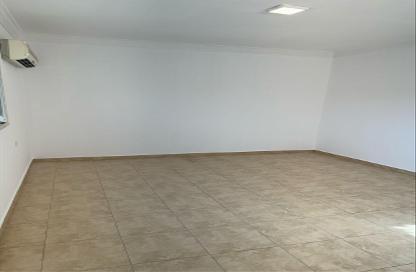 Apartment - 3 Bedrooms - 2 Bathrooms for rent in Al Muruj - Riyadh - Ar Riyadh