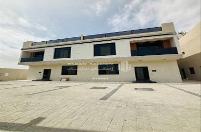 Apartment - 4 Bedrooms - 4 Bathrooms for sale in As Sawari - Al Khubar - Eastern