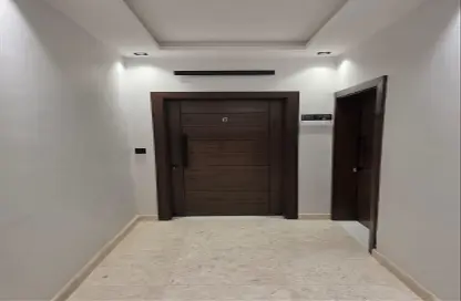 Apartment - 5 Bedrooms - 3 Bathrooms for rent in Al Manar - Jeddah - Makkah Al Mukarramah