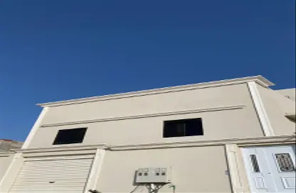 Apartment - 3 Bedrooms - 2 Bathrooms for rent in Al Buhirat - Jeddah - Makkah Al Mukarramah