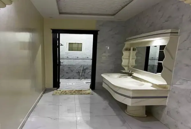 52253798 - Property Image 3