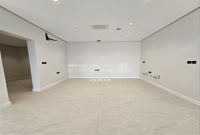 51860944 - Property Image 3