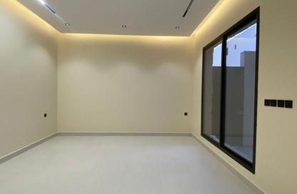 Villa - 6 - 5 for sale in Ar Rimal - Riyadh - Ar Riyadh