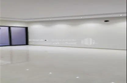 Full Floor - 5 Bedrooms - 5 Bathrooms for sale in Al Bayan - Riyadh - Ar Riyadh