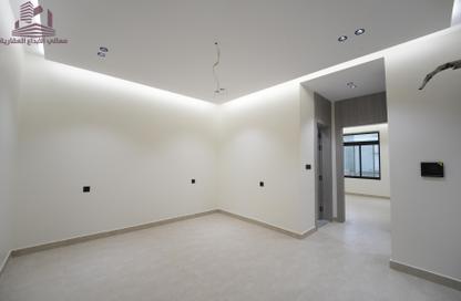 Apartment - 2 Bedrooms - 2 Bathrooms for sale in An Nuzhah - Jeddah - Makkah Al Mukarramah
