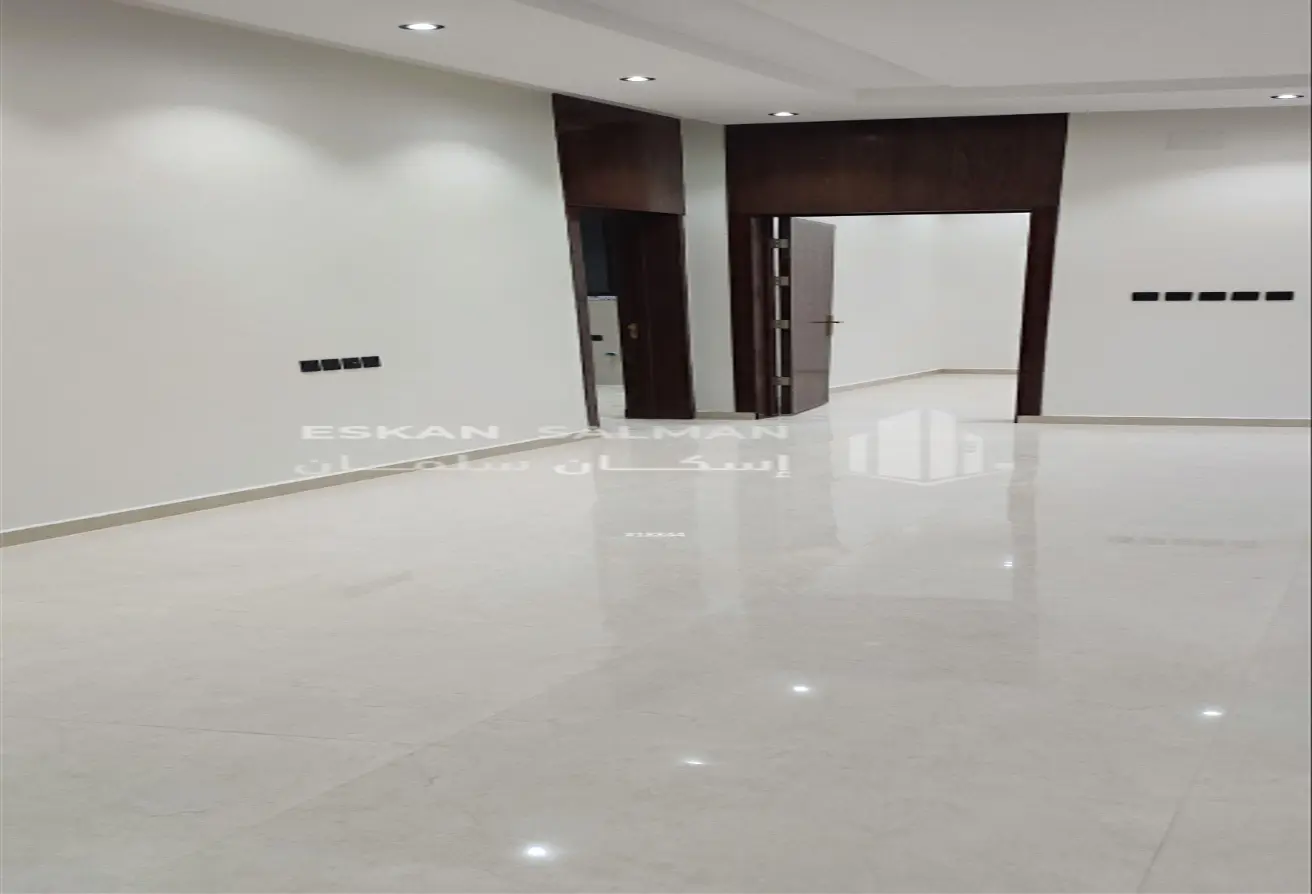 51004369 - Property Main Image