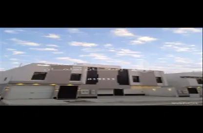 Full Floor - 5 Bedrooms - 3 Bathrooms for sale in Al Janadriyah - Riyadh - Ar Riyadh