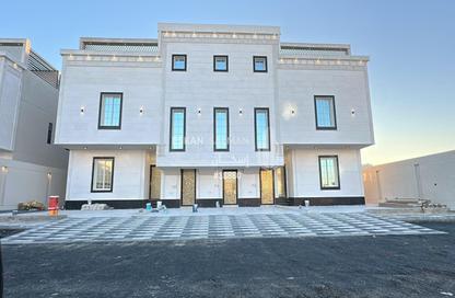 شقة - 6 غرف نوم - 4 حمامات للبيع في قرطبة - الجبيل - الشرقية