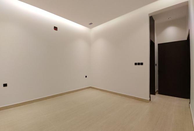 52064796 - Property Main Image