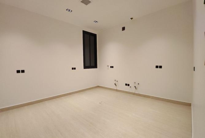 52064796 - Property Image 3