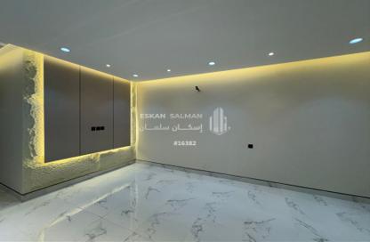 Apartment - 5 Bedrooms - 3 Bathrooms for sale in الجفيجف - امارة منطقة مكة المكرمة - الطائف - Makkah Al Mukarramah Apartment - 5 Bedrooms - 3 Bathrooms for sale in الجفيجف - امارة منطقة مكة المكرمة - الطائف - Makkah Al Mukarramah