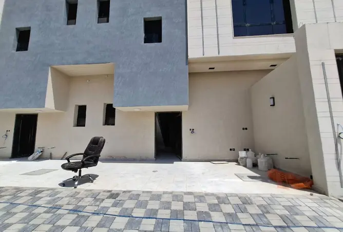 52213939 - Property Image 3