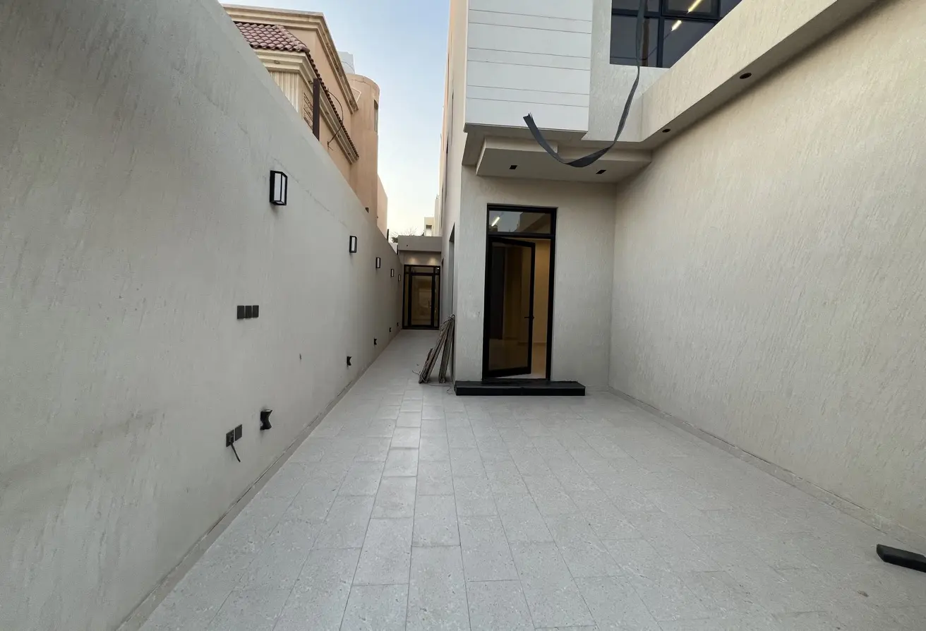 52305737 - Property Main Image