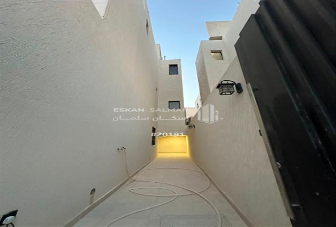 51974403 - Property Image 2