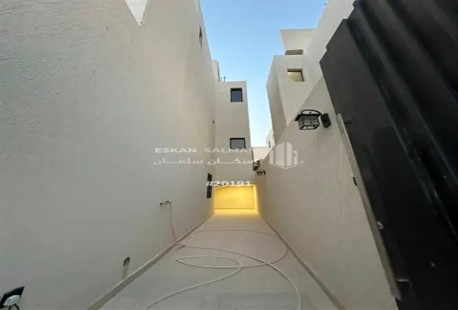 51974403 - Property Image 2
